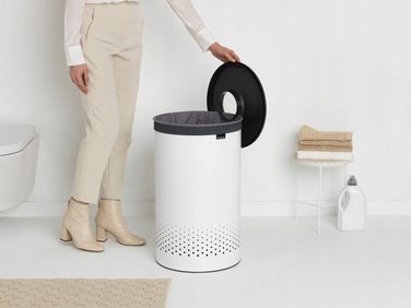 Кошик для білизни з кришкою Brabantia, 60 л, білий