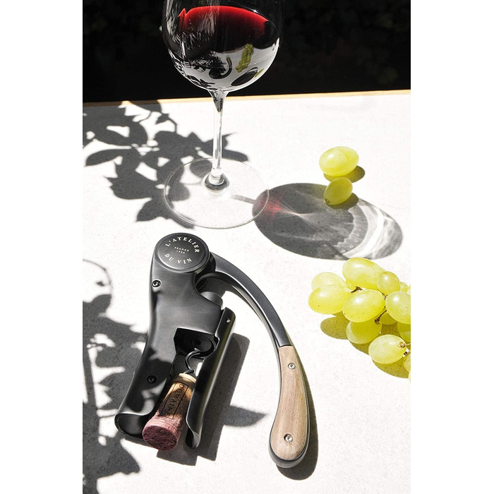 THE WINE WORKSHOP – Oeno Motion Wood & Black – Vertical Lever Corkscrew - Matte Metal and Solid Walnut Wood - Color Black