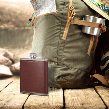 Relaxdays 200ml Flask with Faux Leather