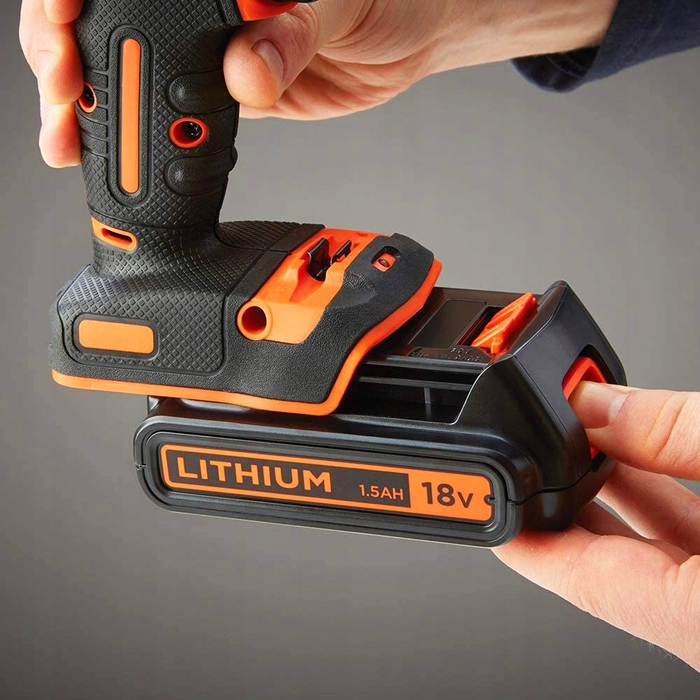 Акумуляторний шуруповерт Black+Decker 18 V BDCHD18N
