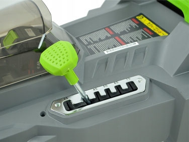 Акумуляторна газонокосарка NAC 40 V (2 акумулятори по 4 Ah, ширина зрізу 37 см, режими Auto/Eco)