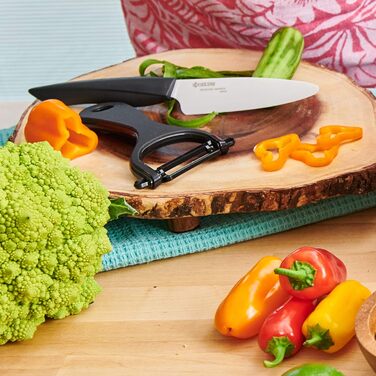 Овочечистка Kyocera Spar 4 см, надзвичайно гостра, для овочів та фруктів, чорна