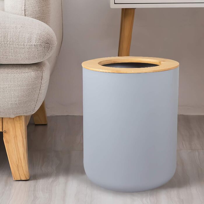 Набір для ванної кімнати MisFox з бамбука (6 шт): диспенсер для лосьйону, сміттєвий бак, тримач для зубних щіток, стаканчик, щітка для унітазу, мильниця (сірий)