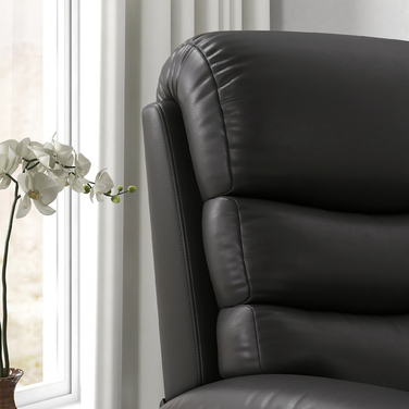 HOMCOM TV Recliner Chair with Reclining Function, 145° Recline, Footrest, Weight Capacity up to 125 kg, Foam, Faux Leather, W78 x D90 x H105 cm, Black | Aosom