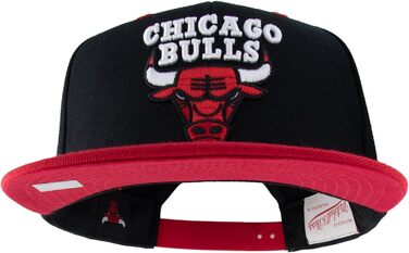 Кепка Mitchell & Ness NBA HWC Snapback чорно-червона, універсальний розмір
