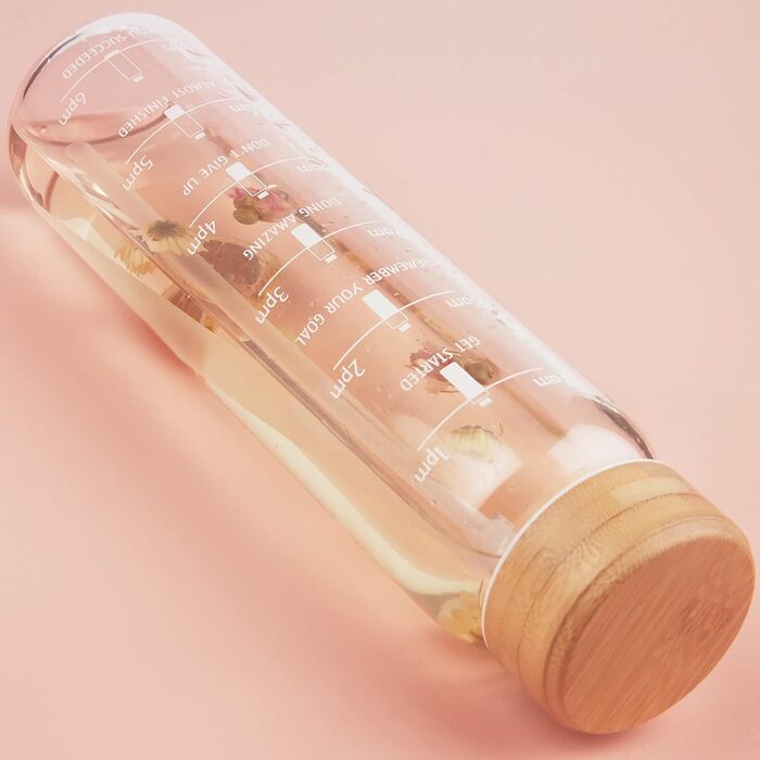 1 Liter Glass Water Bottle with Straw & Time Marker, 1L Motivational Glass Water Bottle with Protective Sleeve, Borosilicate Glass Bottle for Carbonated Drinks, Leak-Proof