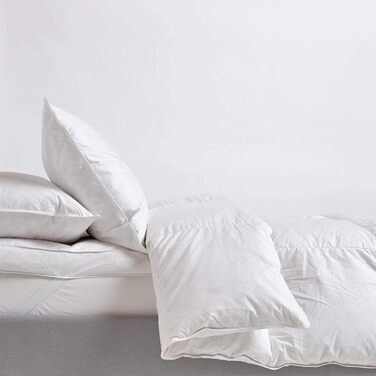 Homescapes Extra Warm Winter Comforter, 260 cm x 220 cm, Down Comforter Warmth Class 5-6 (85% Down Feathers and 15% Down) Quilted Comforter Öko-Tex Certified 260 x 220 cm