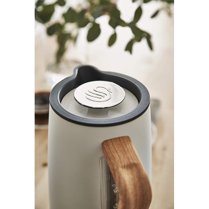 Swan Nordic Ultra Fast Electric Kettle - Wireless, Modern Design, 1.7L, 2200W, Wood-Look Handle, Auto Shut-Off, White - Single Serve