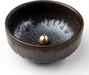 Asayu Japan Incense Holder - Zen - For 10cm Incense Sticks, Made in Japan, Traditional Ceramic Ash Catcher, Includes Detachable Brass Stand - For Yoga, Meditation, and Relaxation