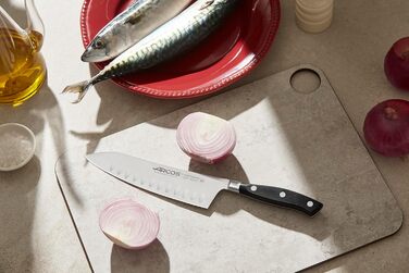 Ніж Arcos Riviera Santoku 180 мм з нержавіючої сталі з ручкою з POM - чорний
