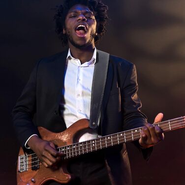 Накладна на гітару Nefelibata з повного нубуку, 76 см, з підкладкою з піни та петлею для кабелю, для акустичної, бас та електрогітари (Темно-сірий)