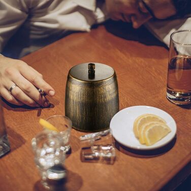 Преміум попільничка Windaschenbecher з кришкою з нержавіючої сталі, велика, захищена від вітру та дощу для вулиці та дому, попільничка на стіл, колір бронзовий