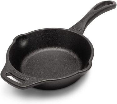 Petromax Frying Pan with Handle - Frying pan made of cast iron suitable for all types of grills and stovetops, gas flames, ovens, or outdoor cooking - Searing, simmering, and roasting with a non-stick effect - Diameter (15 cm)