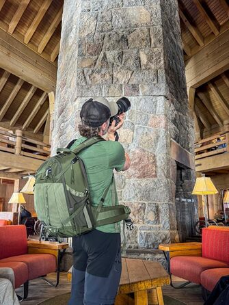 Рюкзак Think Tank Parent Foto BackLight Slate Black 26L для фотографів та батьків