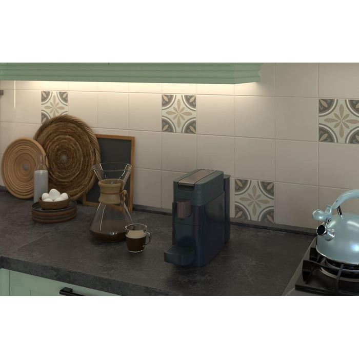 K-FEE ONE капсульна кавомашина для кави, чаю та какао | компактна, швидке нагрівання, 0,8 л бак, 19 Bar, чорний мідний колір | Тест-переможець Stiftung Warentest 2023