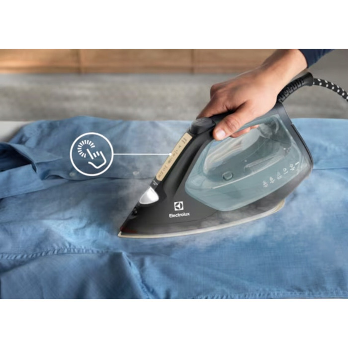 Парова праска Electrolux Renew 800 E8SI2-8OG з підсвічуванням, 250 г/хв