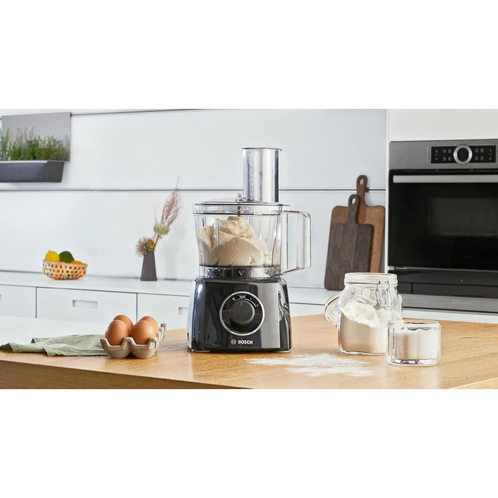 Кухонний комбайн Bosch MultiTalent 3 MCM3201B, 800 Вт, 30 функцій, 2.3 л, міксер 1 л, універсальний ніж, насадки для нарізки і натирання, збивальна насадка, чорний