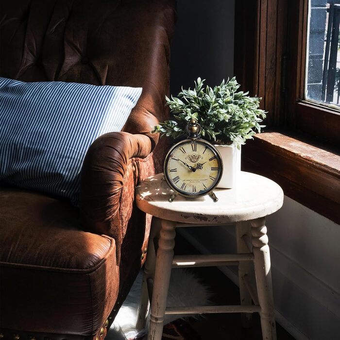 HZDHCLH Retro Silent Roman Table Clock for Living Room Bedroom Office Art Desk Clock (Copper Black)