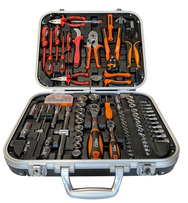 Набір інструментів для електрика NEO TOOLS 01-310-1 у кейсі