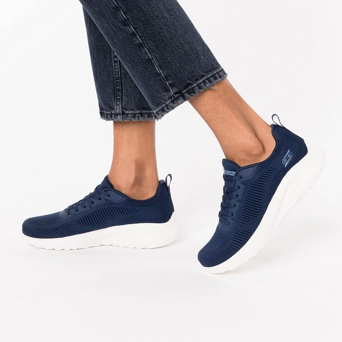 Жіночі кросівки Skechers Bobs Squad Chaos Face Off (42 EU, Navy Engineered Knit)