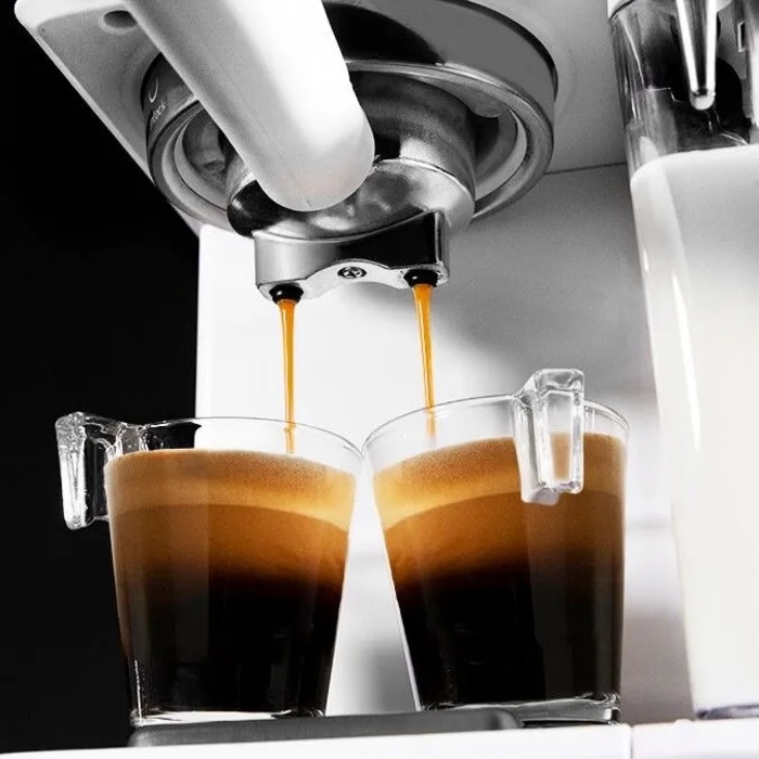 Ріжкова кавомашина Cecotec Power Instant-ccino 20 Touch