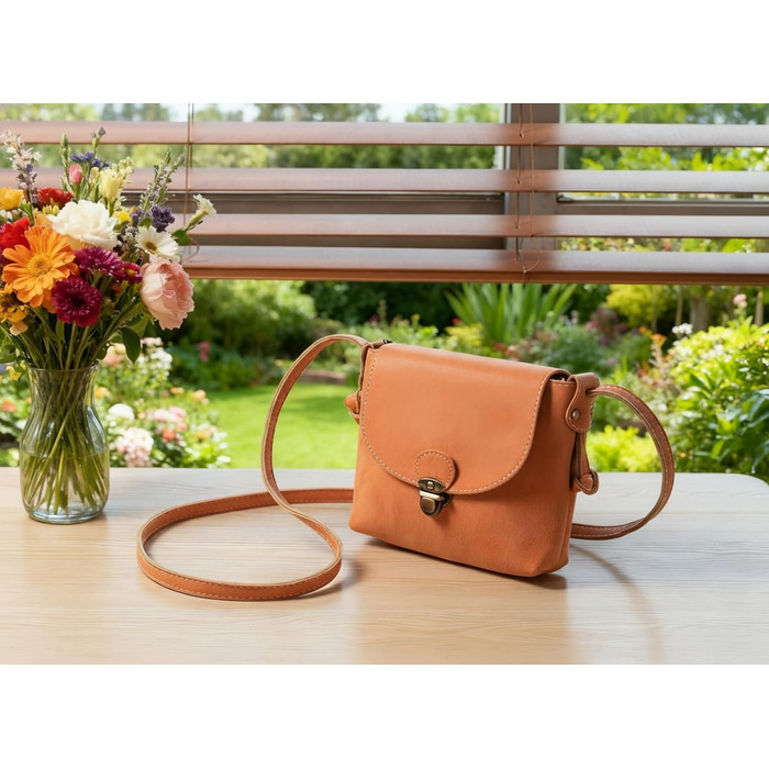 Сумка жіноча через плече Kleine Umhängetasche, екошкіра, помаранчева - компактна кросбоді для дівчат з замком