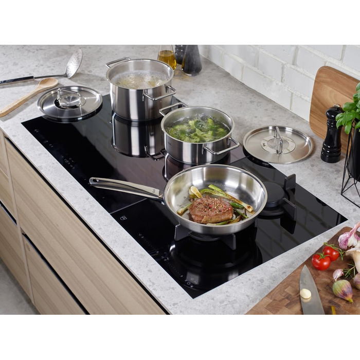 Сковорода Fissler Pure Collection Edelstahl Ø28 см, нержавіюча сталь, з внутрішньою мірною шкалою, виготовлено в Німеччині, для індукційних плит