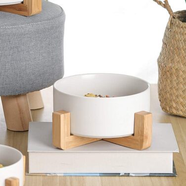 Керамічна миска для корму для собак та котів з дерев'яною підставкою, 850 мл, білий колір