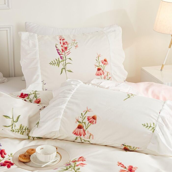 Бежева постільна ковдра 220x240 см з ручною вишивкою, комплект. Вінтажний стиль, бохо, туфтований дизайн, shabby chic, мікрофібра. 1 ковдра з блискавкою, 2 наволочки 80x80 см (квіти, волани, білий, рожевий)