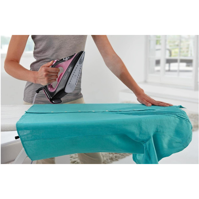 Праска з парою Braun TexStyle 1 SI1019RD - 1.900 Вт, 120 г/хв, для використання з водою з-під крана, антипригарна підошва, швидкий нагрів (35 сек.)