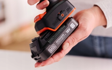 Ударний дриль-шурупокрут 18В 50Нм 2Аг у кейсі BLACK+DECKER BLD683D1XK