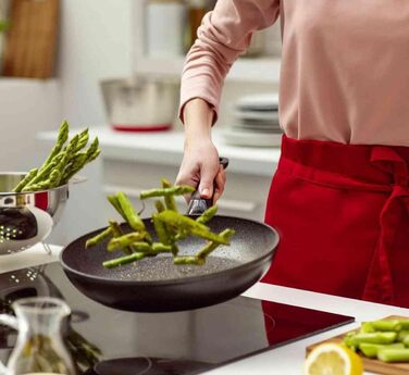 Сковорода Fissler Adamant 26 см з антипригарним покриттям для індукції, алюмінієва, стійка до подряпин (Classic)