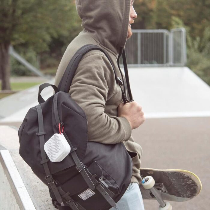 Hama Набір 2-в-1 Bluetooth колонок 3.0, водонепроникні 30W (білі). Портативні, плавучі, TWS, IP67, до 10 годин роботи