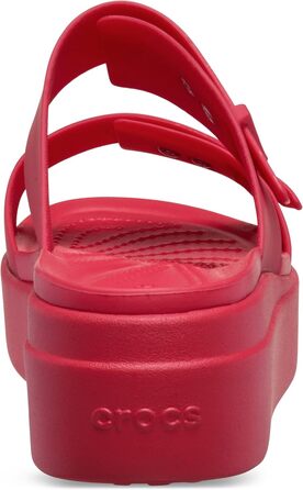 Crocs Brooklyn Buckle Wedge – Стильні босоніжки на танкетці, колір Digital Raspberry (33 EU)