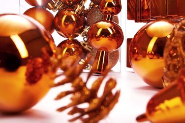 Набір прикрас для ялинки BRUBAKER 101 шт. з верхівкою, кремово-білий, помаранчевий