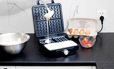 Вафельниця Berlinger 2300 Вт, чорна, з регулюванням температури, на 4 вафлі