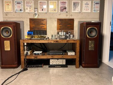 Акустичні панелі з натурального дерева Bluetone Acoustic WaveFuser Wood, 50x50 см, світлий дуб