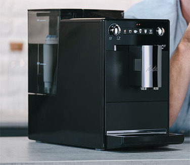 Автоматична кавомашина Melitta Latticia, тиск, 1450 Вт, чорна