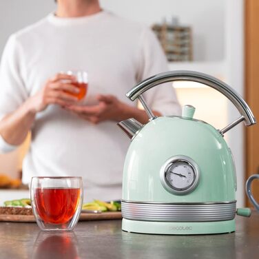 Електричний чайник Cecotec ThermoSense 420 Light Green, 1.8 л, 2200 Вт, з індикатором температури, зелений, з нержавіючої сталі, вінтажний стиль