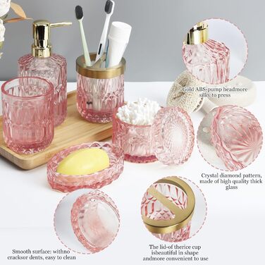 Набір аксесуарів для ванної кімнати зі скла: мильниця, дозатор мила, стакан, тримач для зубних щіток, контейнер для ватних паличок, рожевий колір