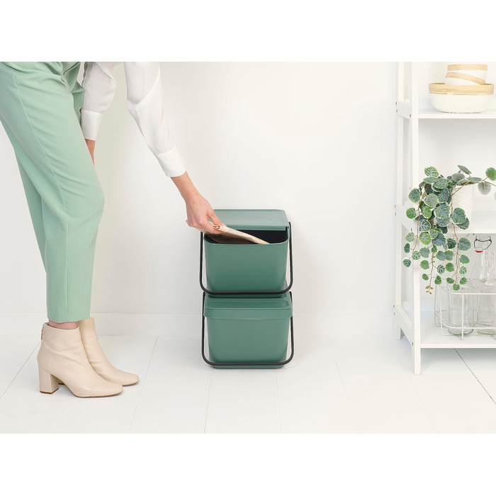Сміттєвий кошик з кришкою Brabantia Sort & Go 16-20 л, для сортування відходів та тари, світло-зелений (Fir Green)