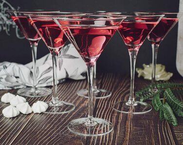 Набір з 4 келихів для мартіні Sendez 230 мл - елегантні склянки для коктейлів з прозорого скла, висота 18,2 см, придатні для миття в посудомийній машині. Ідеально підходять для мартіні, космополітенів та інших коктейлів