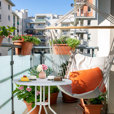 Relaxdays Garden Table with White Wood-Look