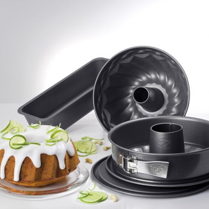 Dr. Oetker 4-Piece Baking Mould Set BACK-HARMONIE, including a springform pan (for flat and tube cakes), a loaf pan, and a Bundt cake pan, with ceramic-reinforced non-stick coating, 1 x 4-piece set