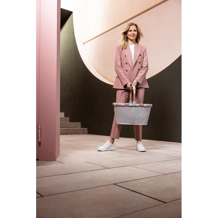 Сумка-шопер Reisenthel CarryBag Twist Sky Rose – містка та практична сумка з водонепроникним дизайном