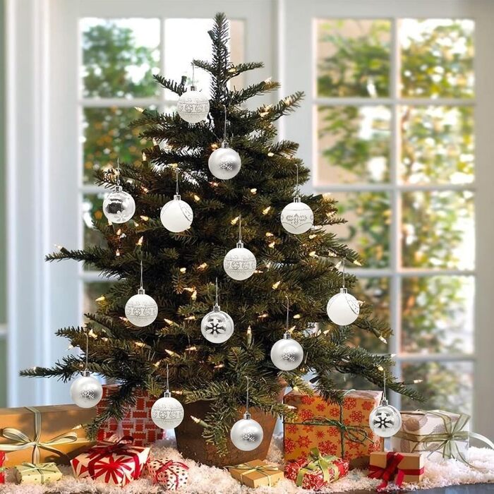 30 шт. Новорічні кулі - набір прикрас для ялинки, 6 см, блакитний та сріблястий, ручної роботи з гачком