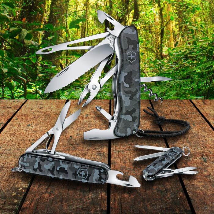 Мультитул Victorinox Huntsman: Швейцарський армійський ніж з 15 функціями (Navy Camouflage)