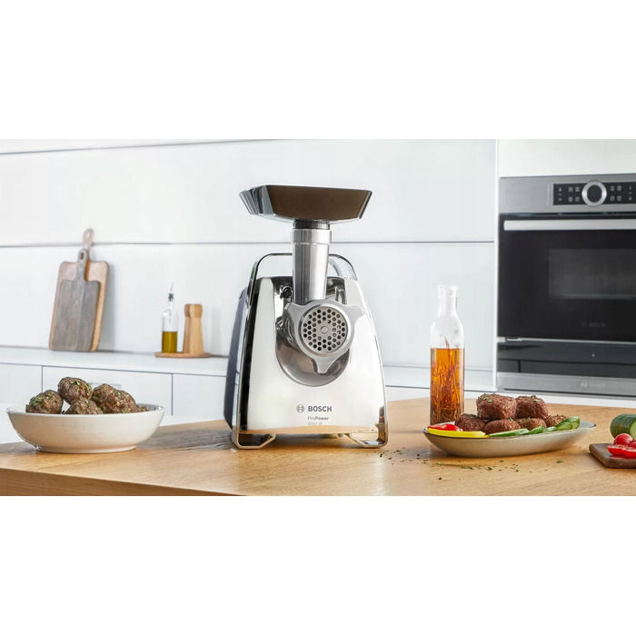 М'ясорубка Bosch MFW67440, чорна, 700 Вт