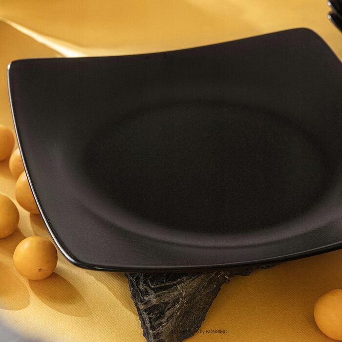 Набір посуду Konsimo для 6 осіб (18 предметів) - EPIRI: Сучасний сервіз з чорного матового стекопласту для сім'ї