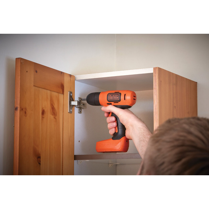 Акумуляторний шурупокрут Black+Decker 7,2 В BDCD8